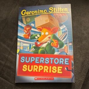 Scholastic Geronimo Stilton Colorful Adventure Book